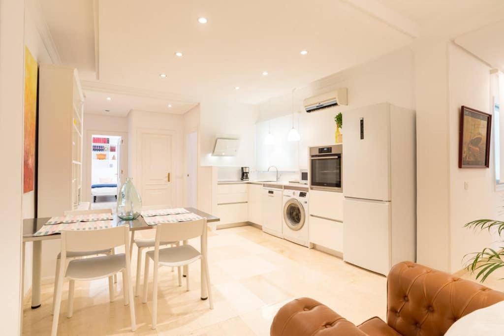 Apartamento TGH/ Málaga Soho centro Exterior foto